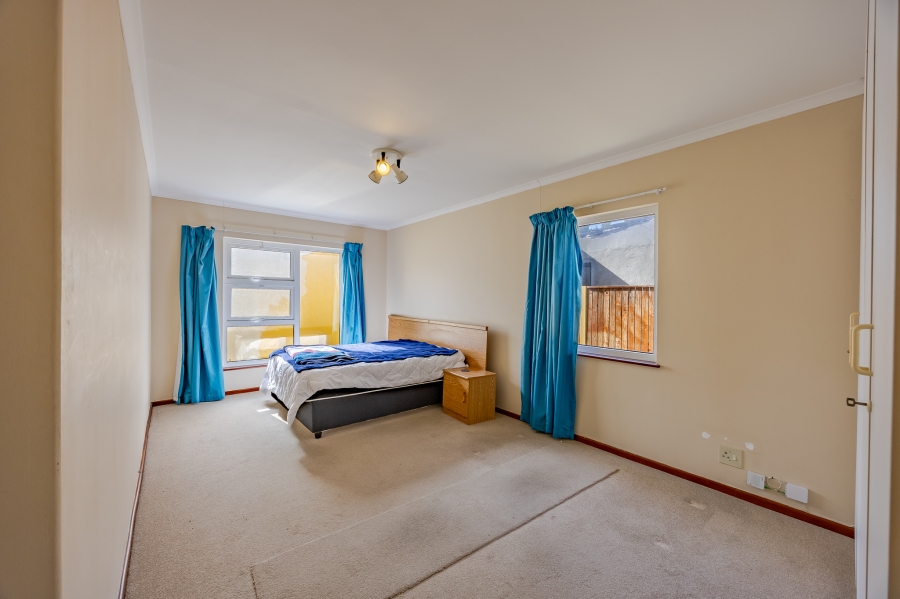 2 Bedroom Property for Sale in Lakeside Western Cape